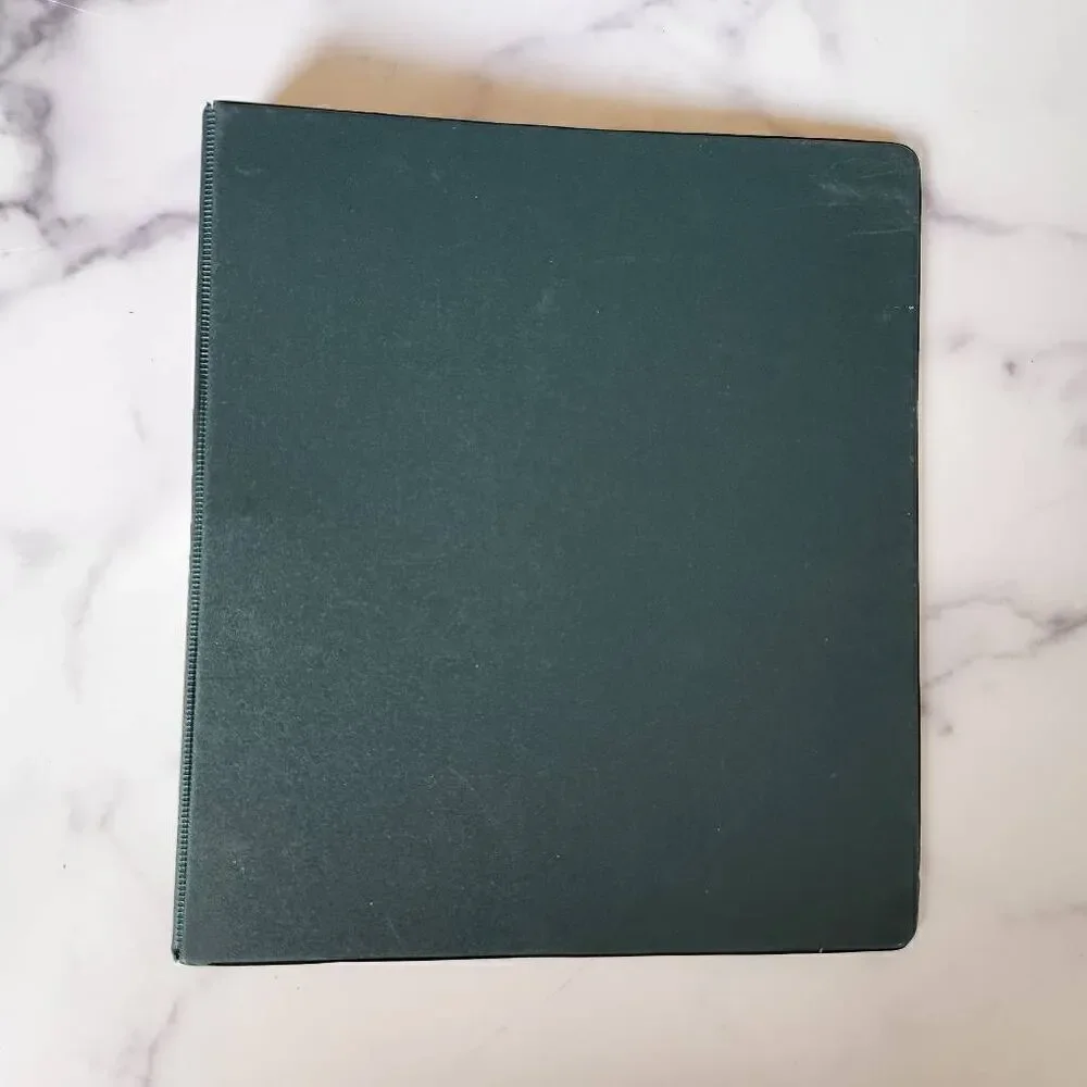 Dynaplex vintage dark  forest green 3 ring binder matte